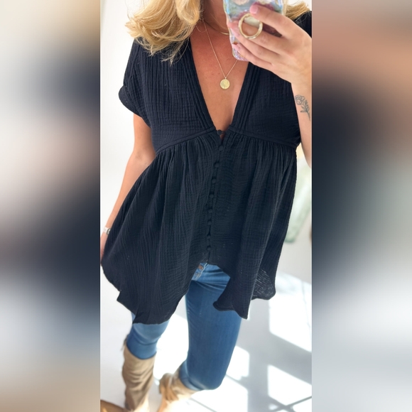 AEMI+CO Tops - Brand New Gauze Top
